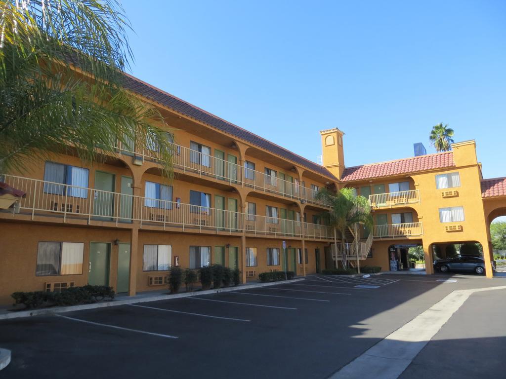 Buena Vista Inn Anaheim Exteriör bild
